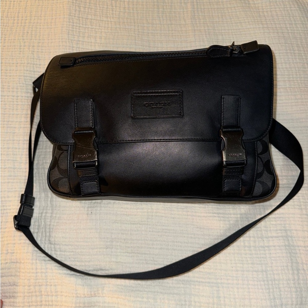 Coach Black Men's Messenger Bag